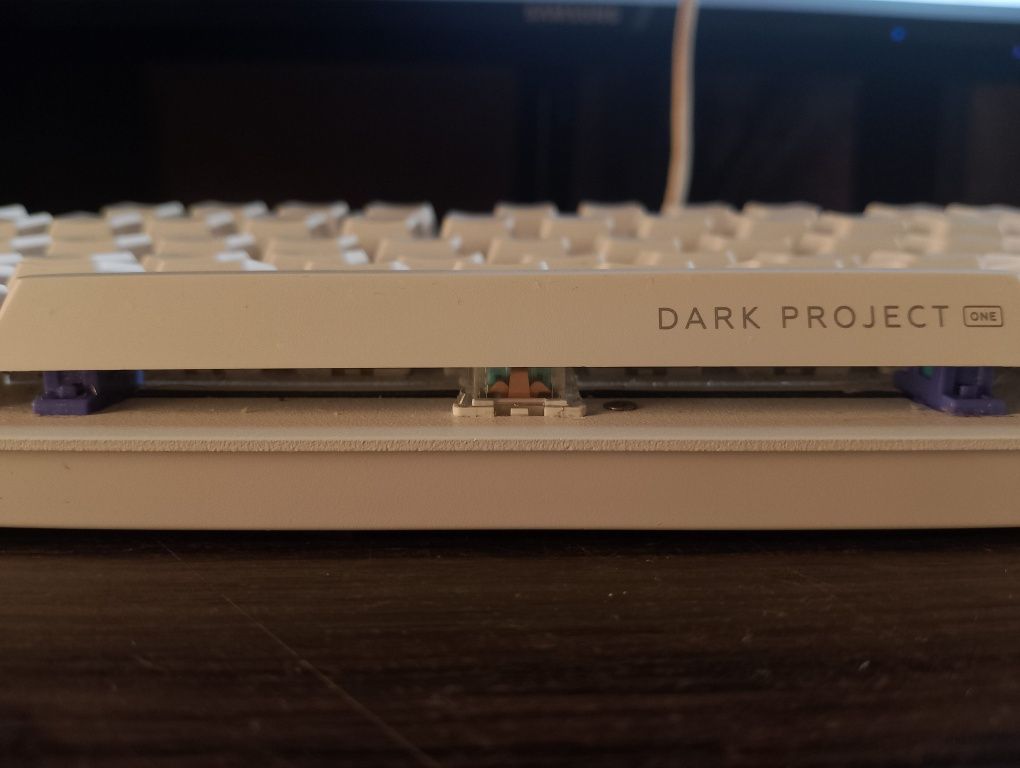 DARK PROJECT ONE KD87A, white, mechanic