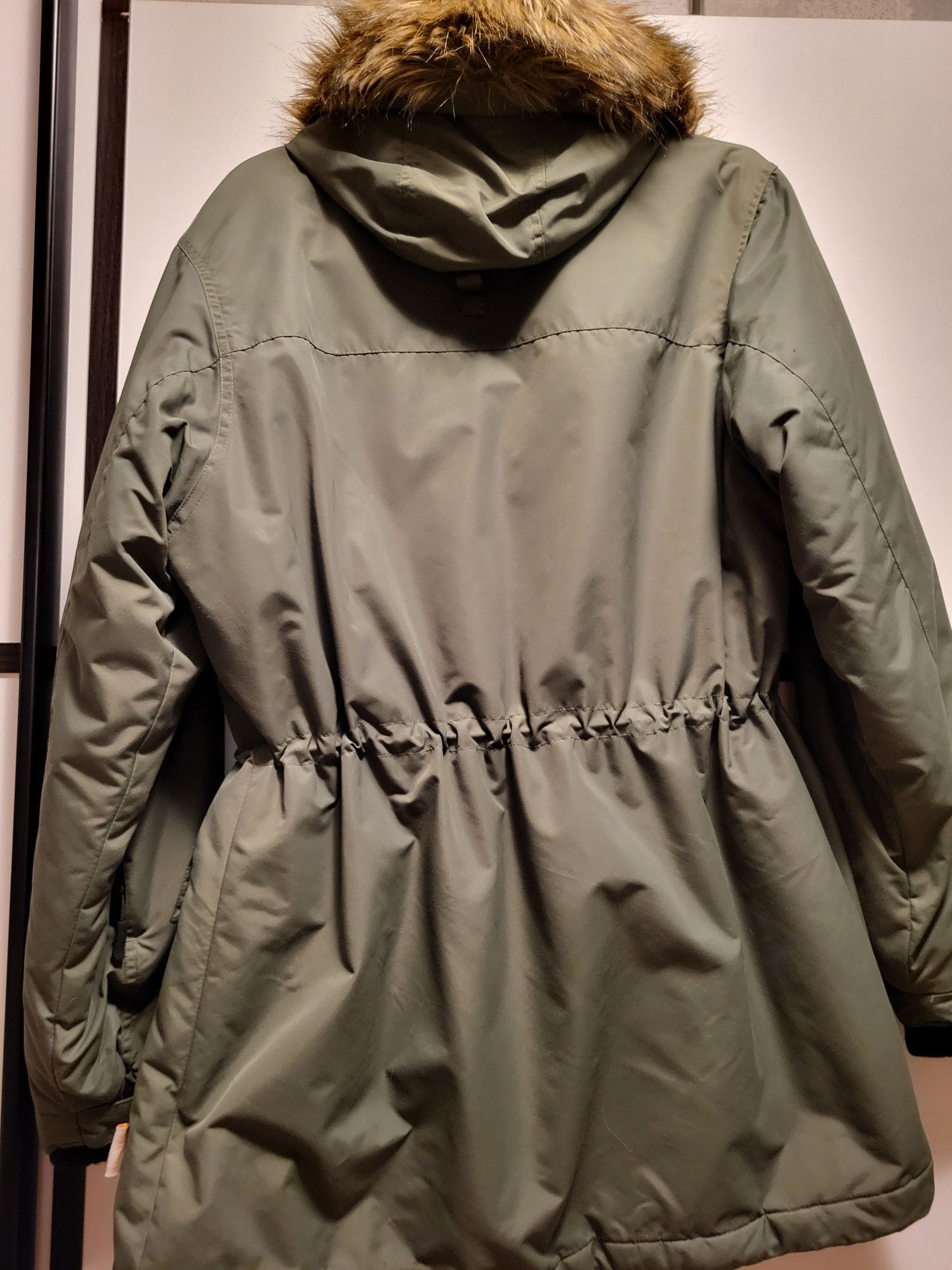 Khaki parka On The Peak