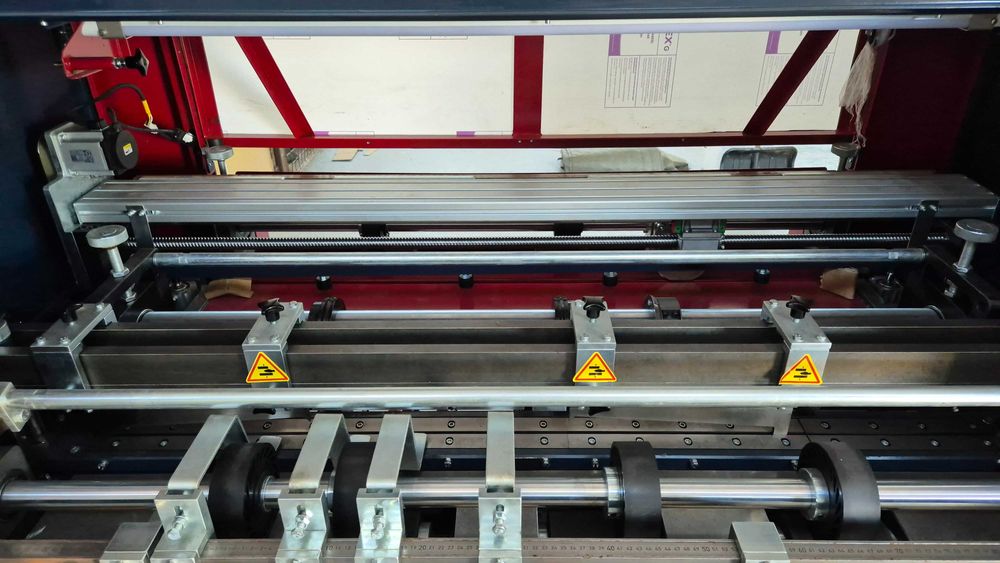 Automatyczna maszyna do produkcji kartonów - Autobox 2 - 1250