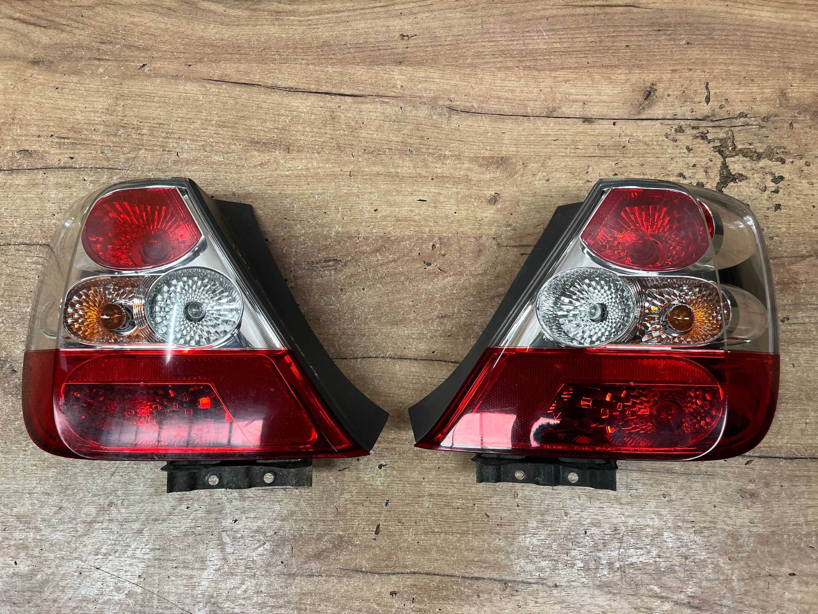 Lampa/reflektor tylny lewy prawy Honda Civic 7 Lift