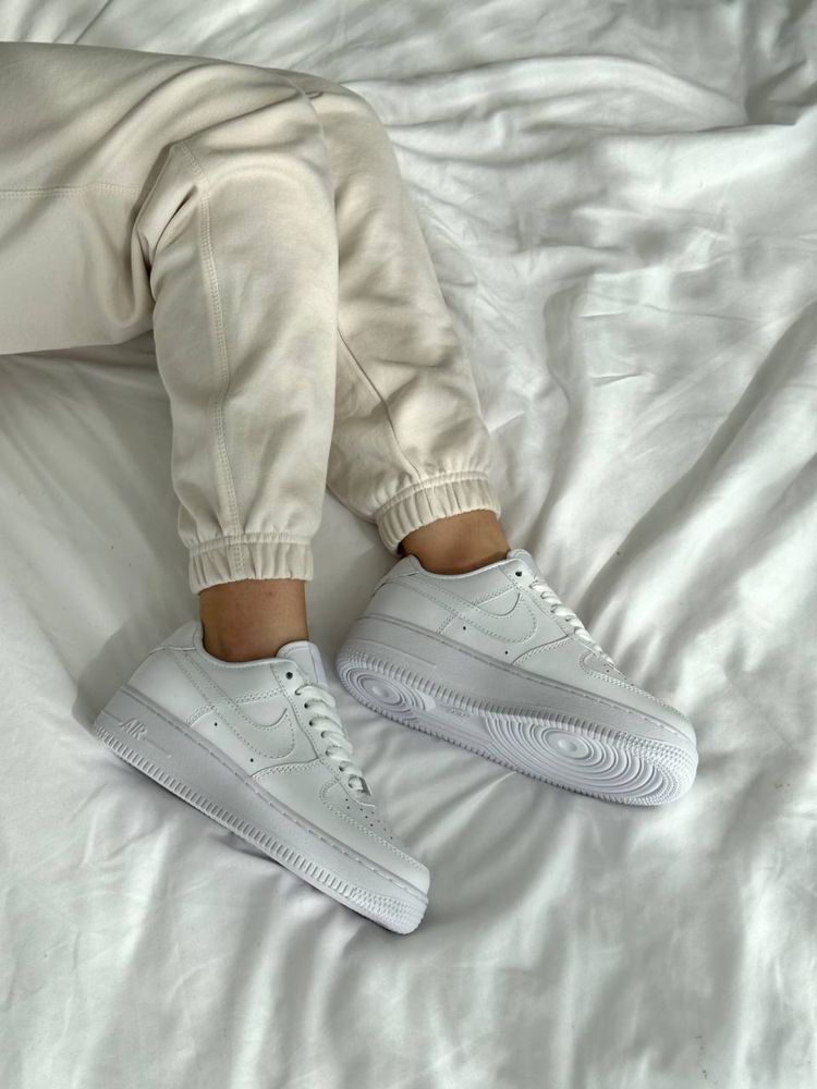 кросівки Nike Air Force White