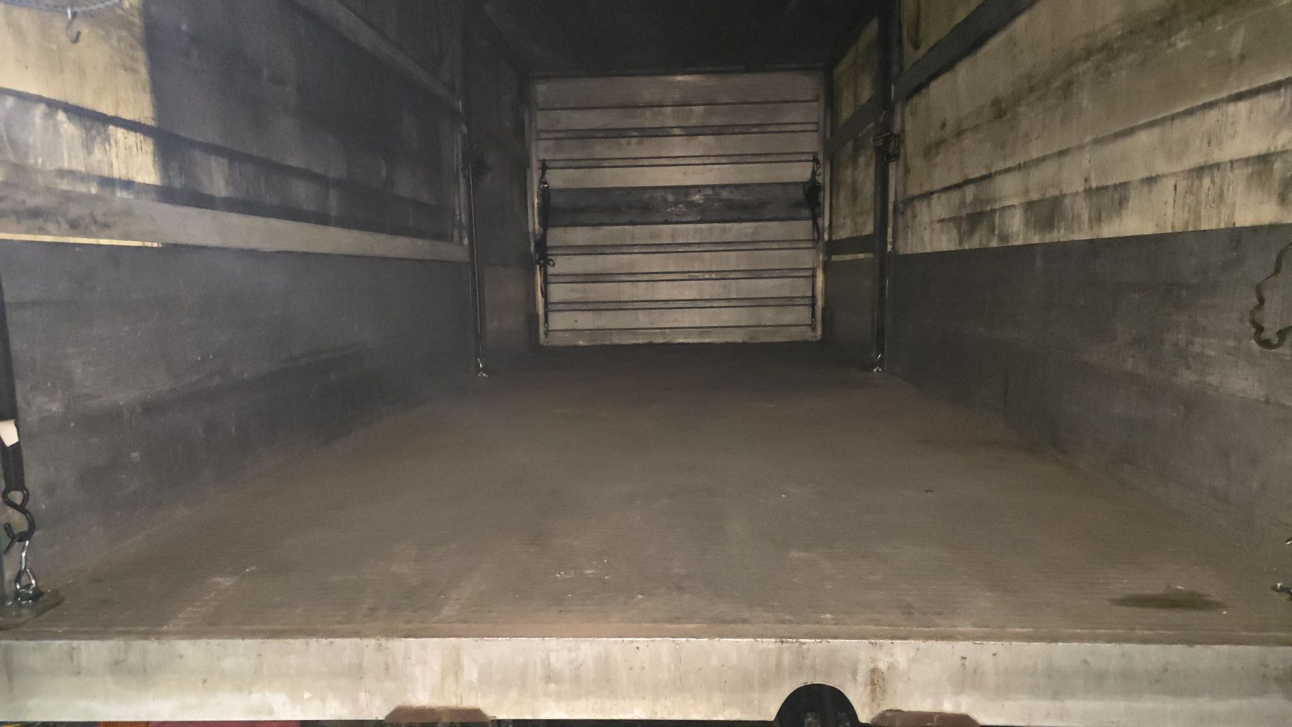 Carrinha Caixa aberta com plataforma