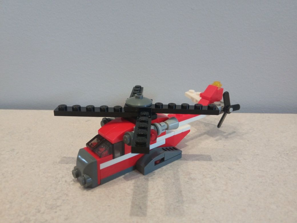 LEGO Creator 31013 - Czerwony grom