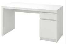 Secretária do IKEA