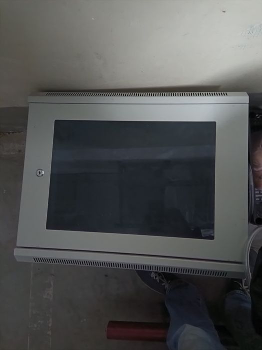 Шафа комп'ютерна, комутаційна,серверна 9U