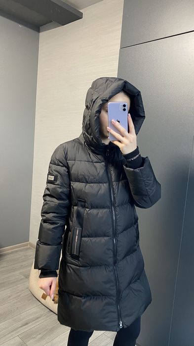 Зимовий пуховик clasna