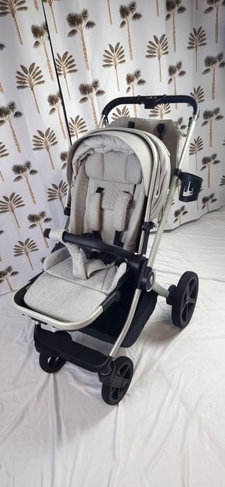 Wózek Venicci Tinum Upline 3w1