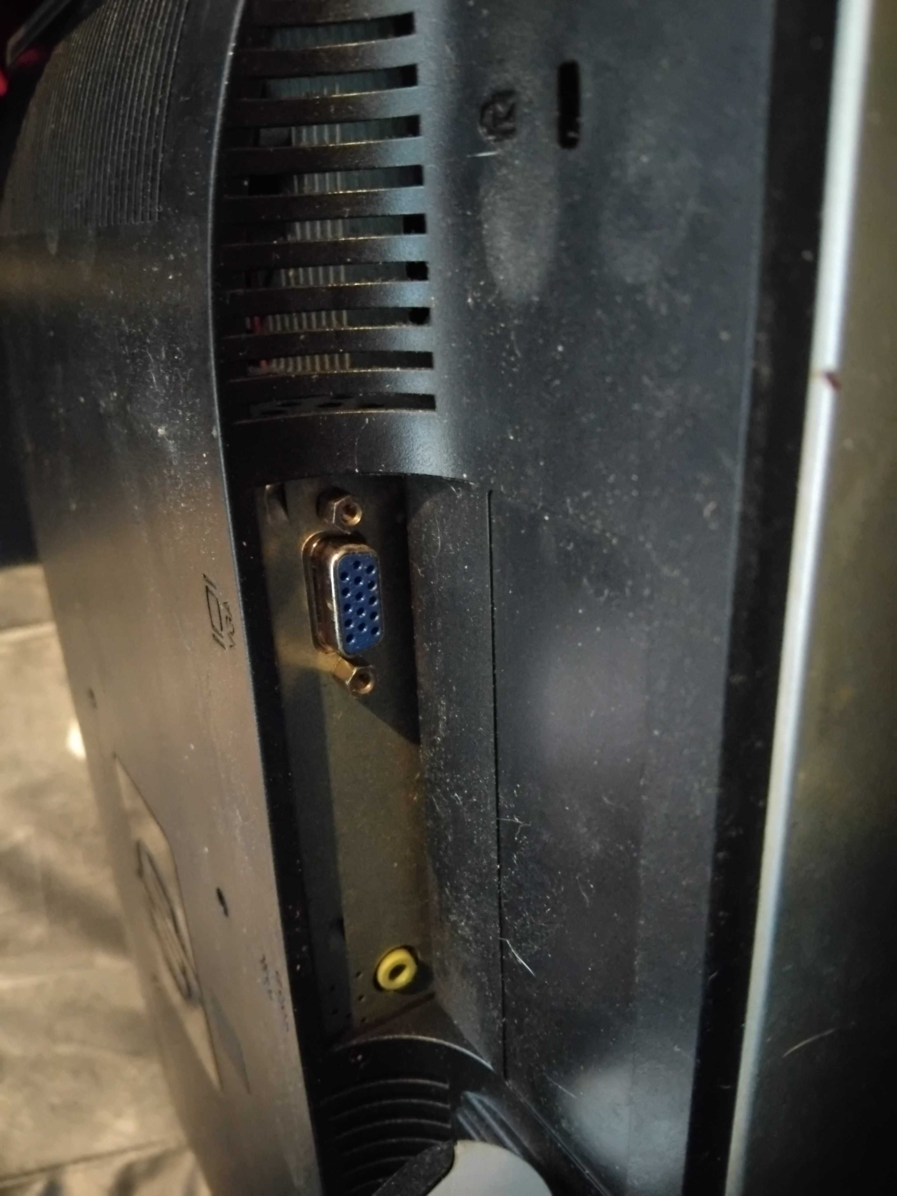 Monitor hp w ładnym stanie