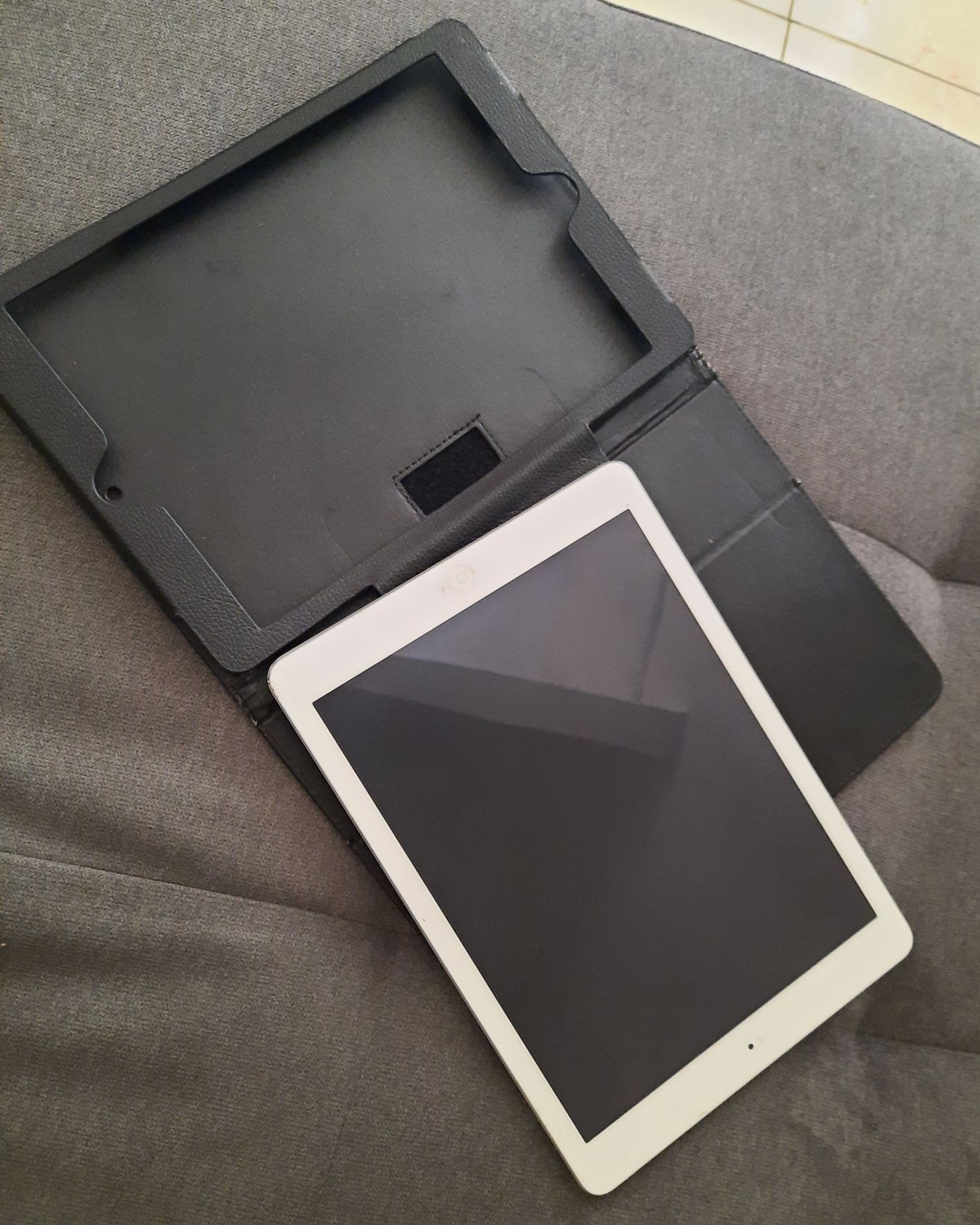 Ipad Air - modelo A1474 - 16g