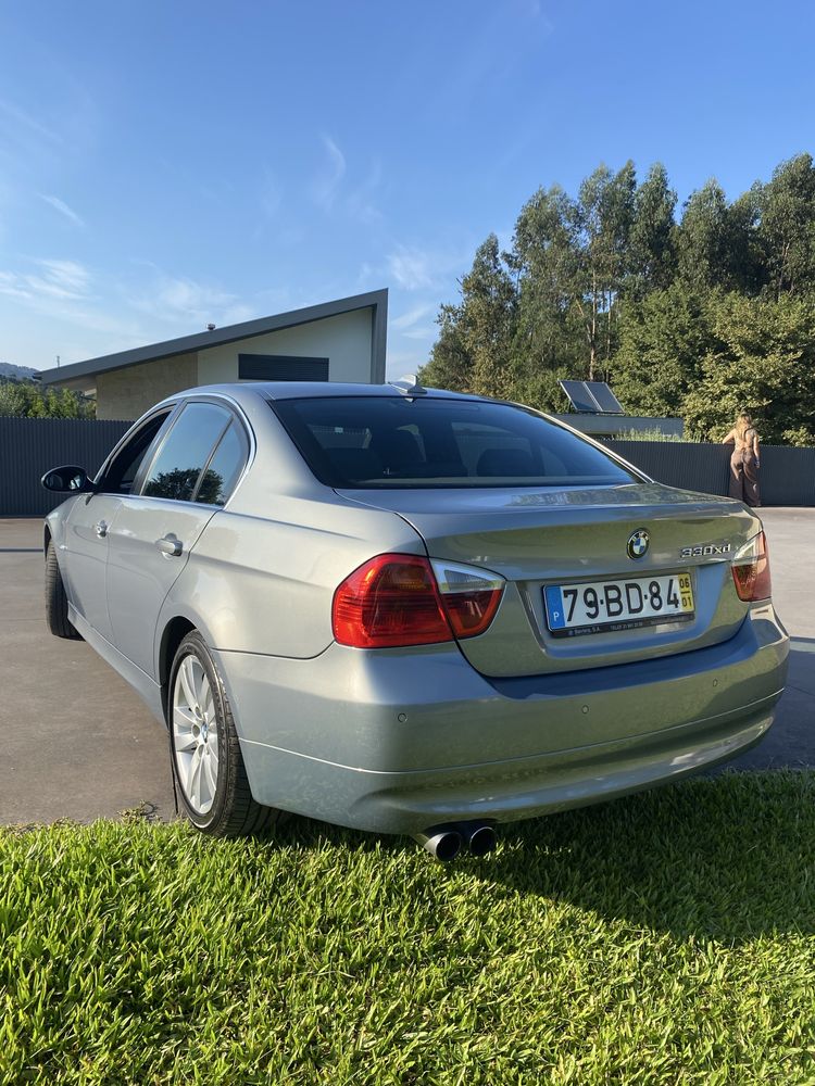 BMW 330XD 3.0 • VENDO ou TROCO •Ótimo estado!