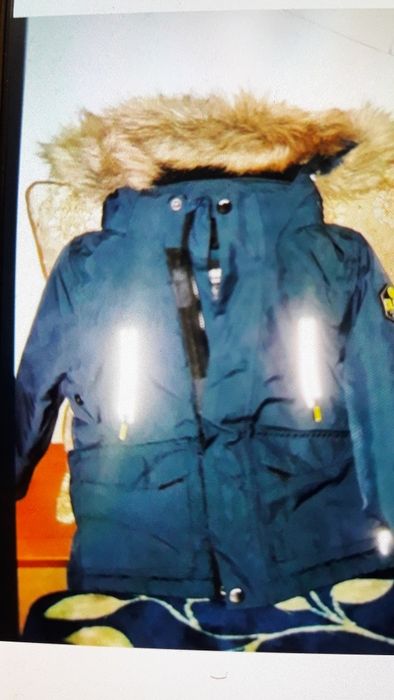 Продам куртку...