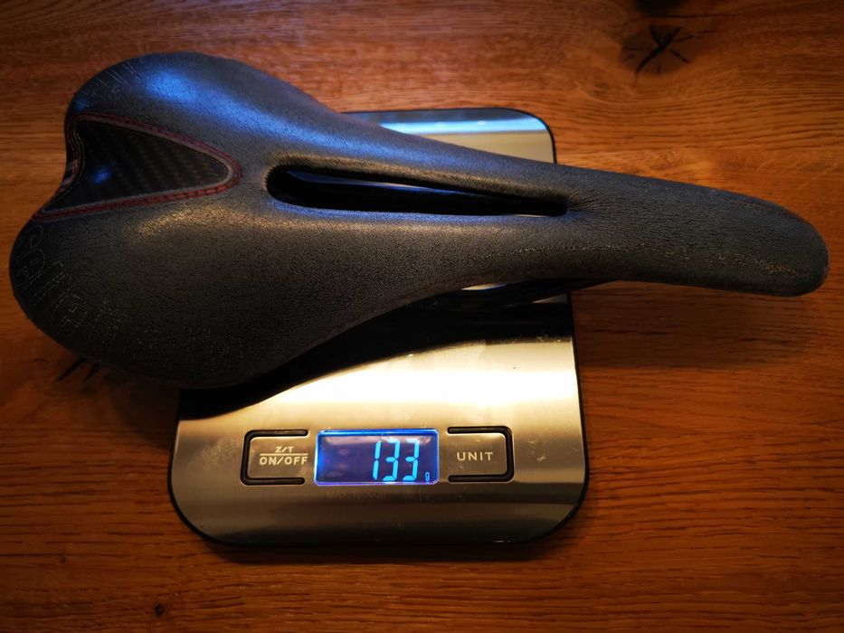 selle italia carbon 133 gram super light