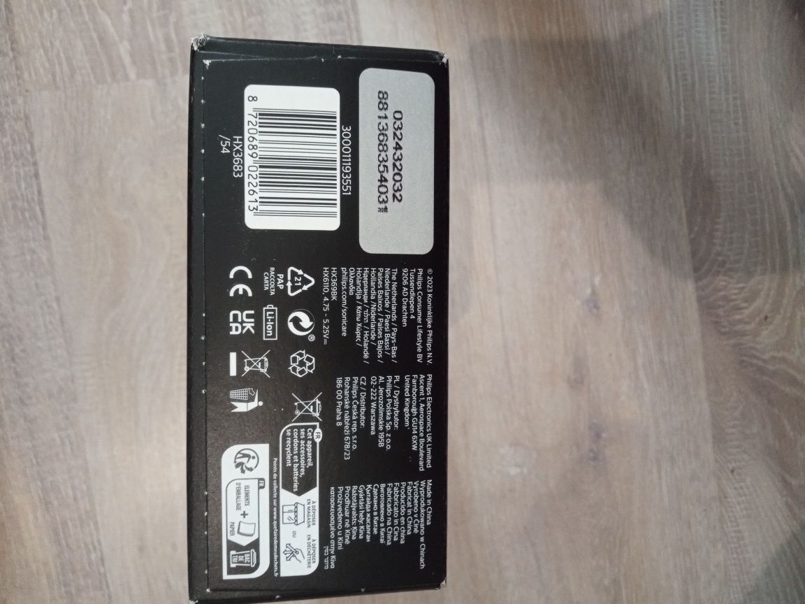 Nowa szczoteczka Philips sonicare 4100