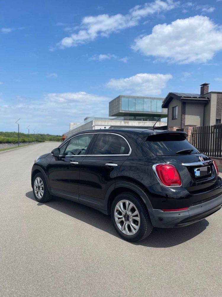 Продам машину Fiat 500X