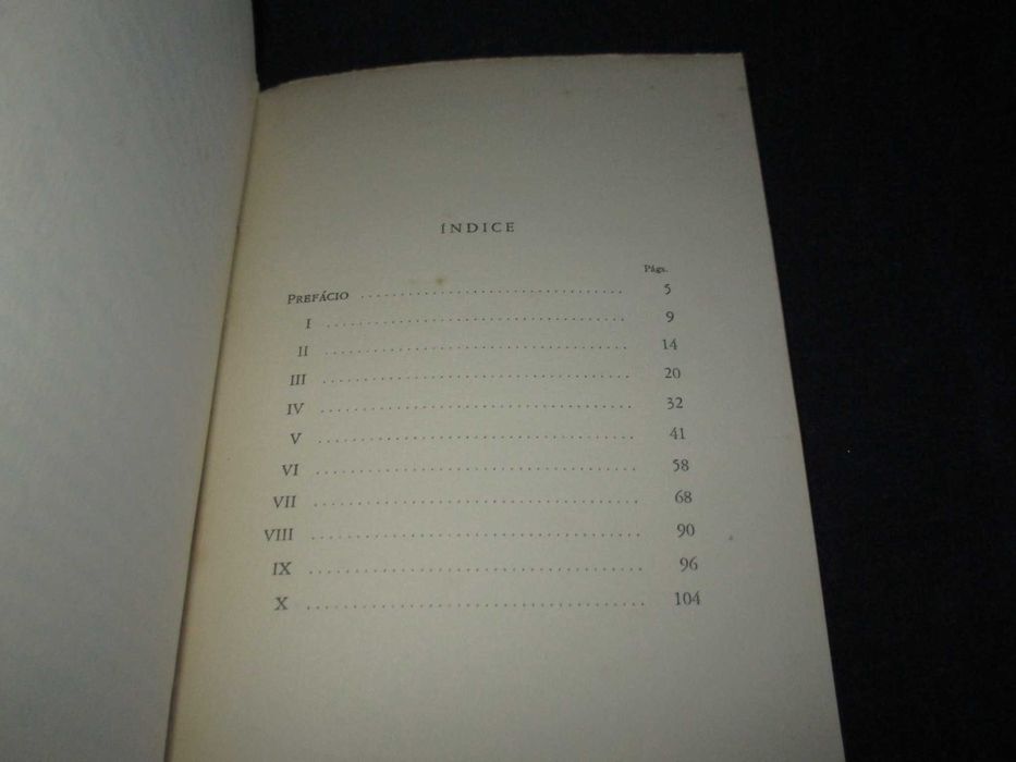 Livro Historiógrafos dos Descobrimentos Costa Brochado