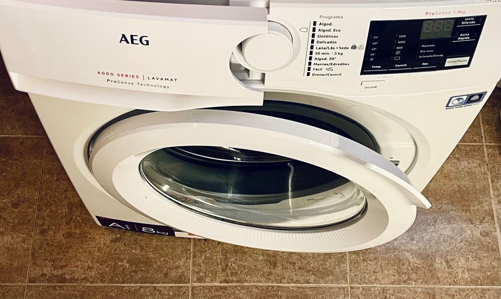 AEG 6000 Series LAVAMAT Máquina de lavar roupa