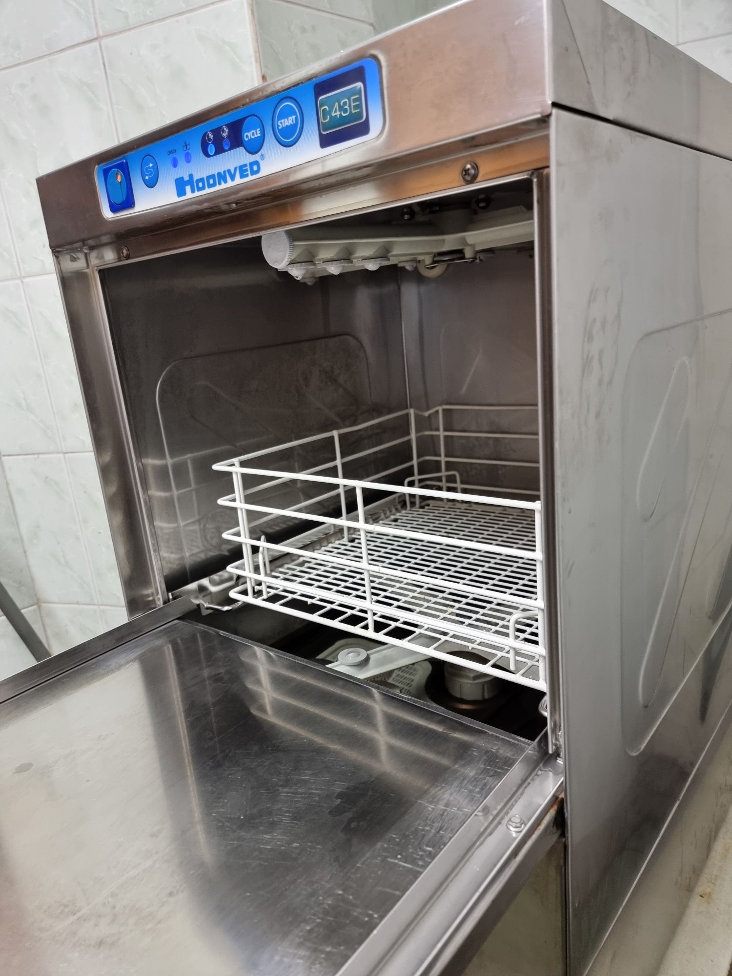 Посудомийка барна Hoonved C43E