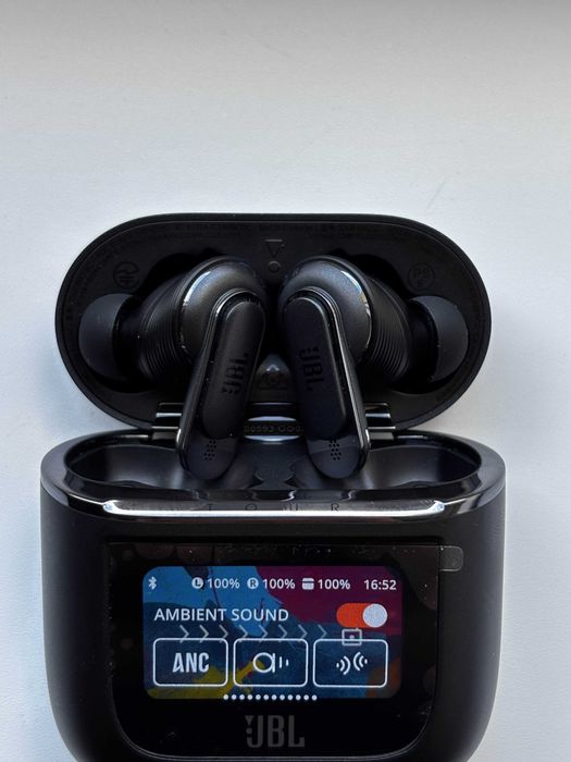 Słuchawki JBL Tour Pro 2