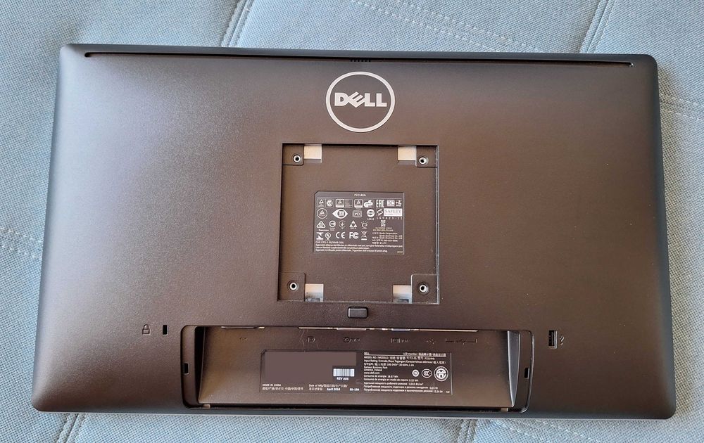 Dell P2214Hb 22" 1920×1080 FullHD IPS VESA monitor