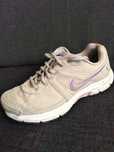 NIKE Running. Buty damskie.