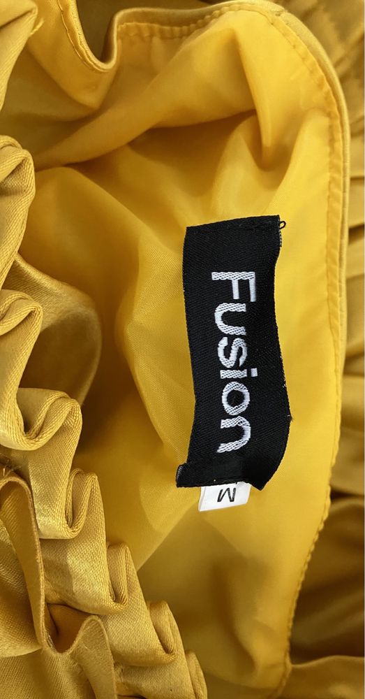 Vestido atelier fusion amarelo