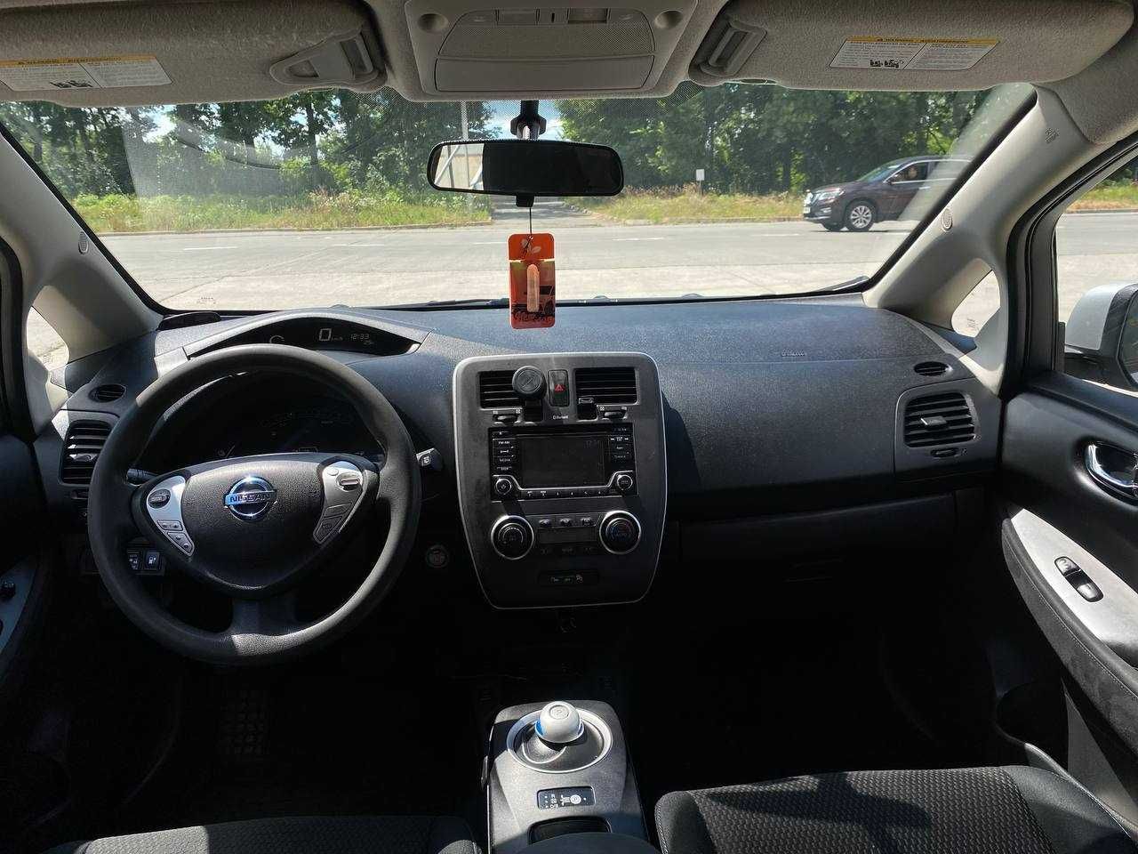 Nissan Leaf S 2015 (Розстрочка / Лізинг)