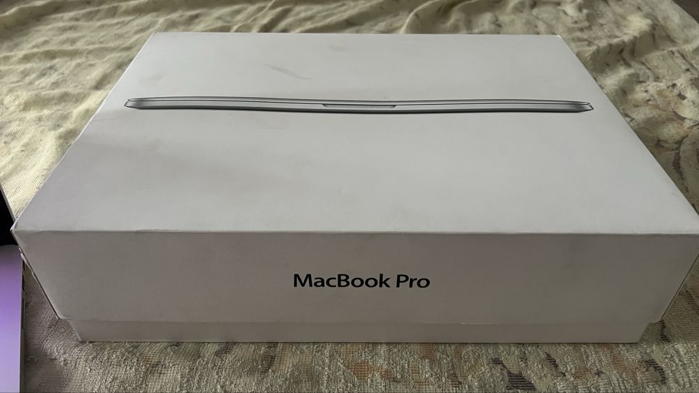 MacBook Pro полный комплект