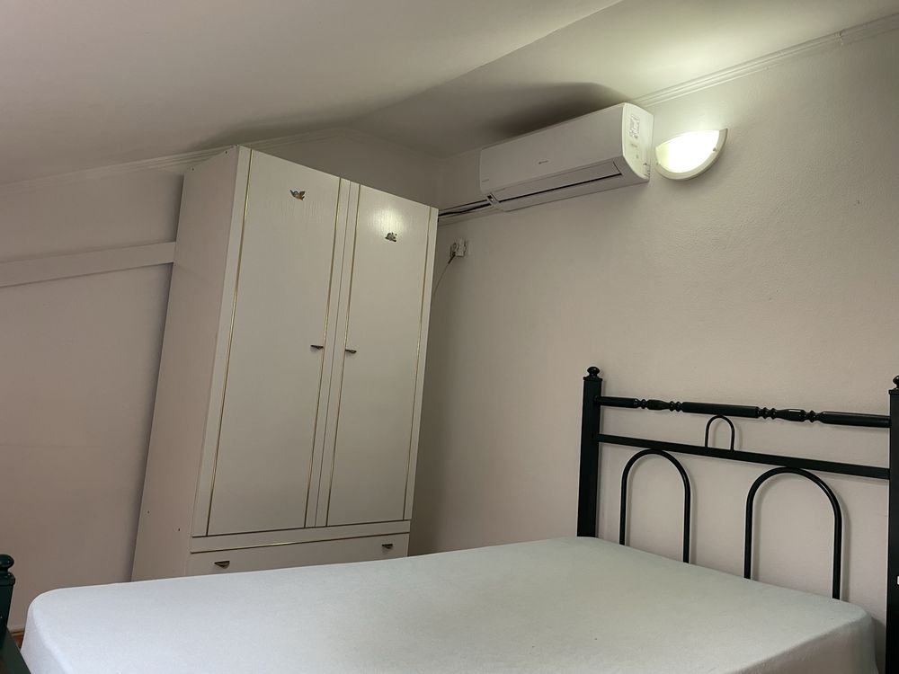 Quarto para arrendamento mensal(garagem disponivel)