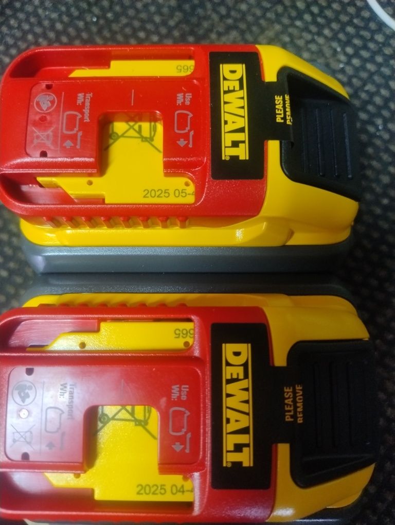 Baterie DeWalt 12 ah flexvolt