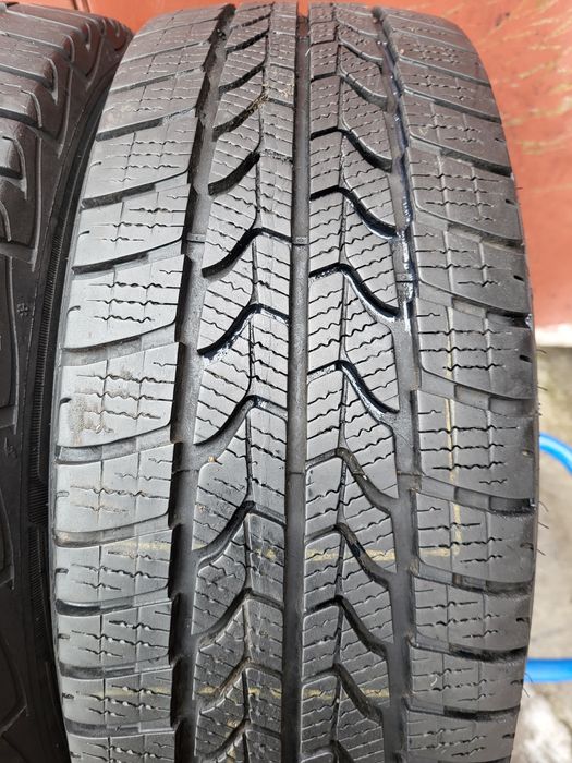 215/60/17C R17C GOODIYEAR UltraGrip Cargo 2шт ціна за 1шт зима шини