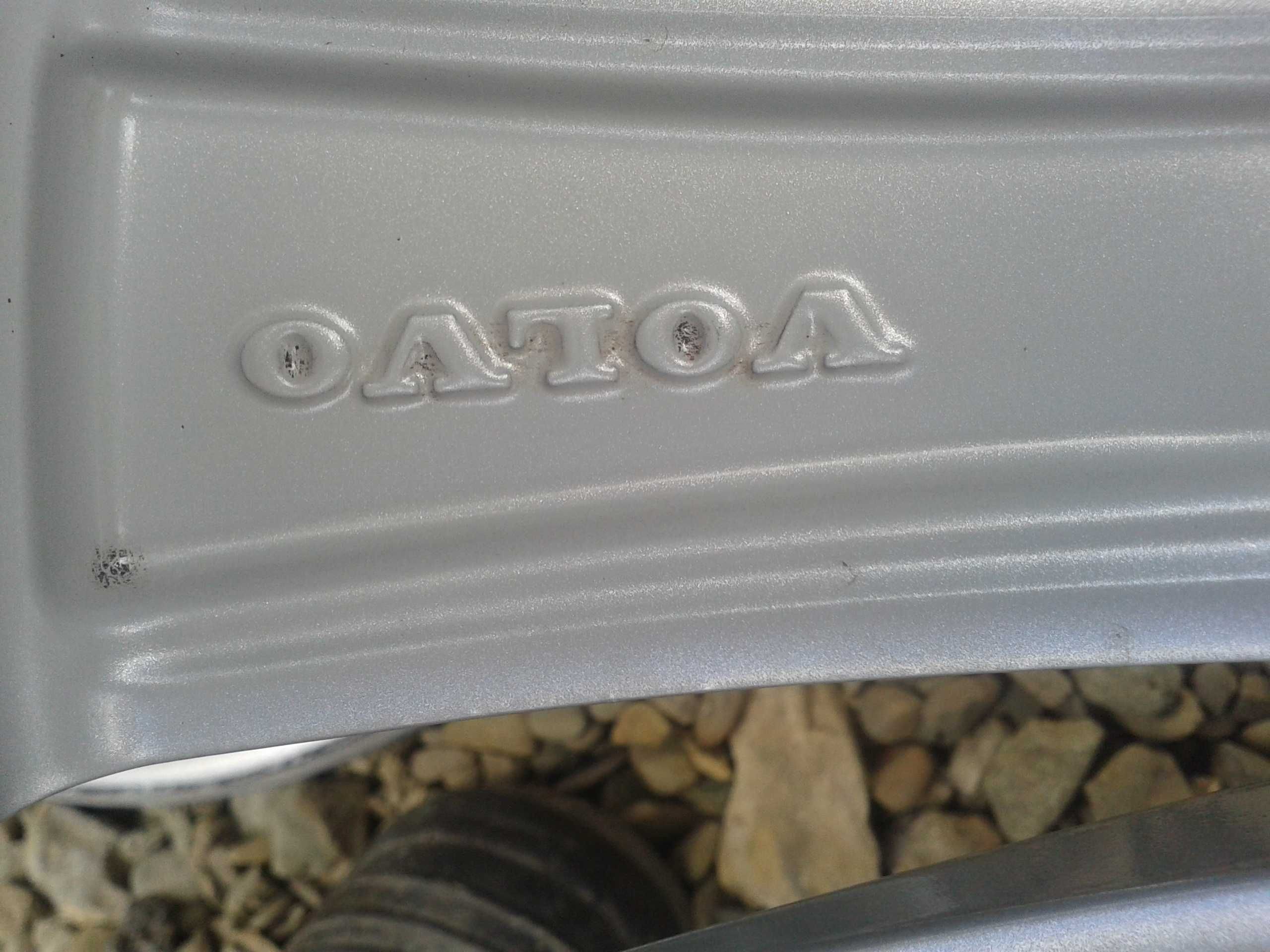 oryginalne r17 felgi volvo s40 s60 v40 v50 v60 v70 xc40 xc60 xc70 c30