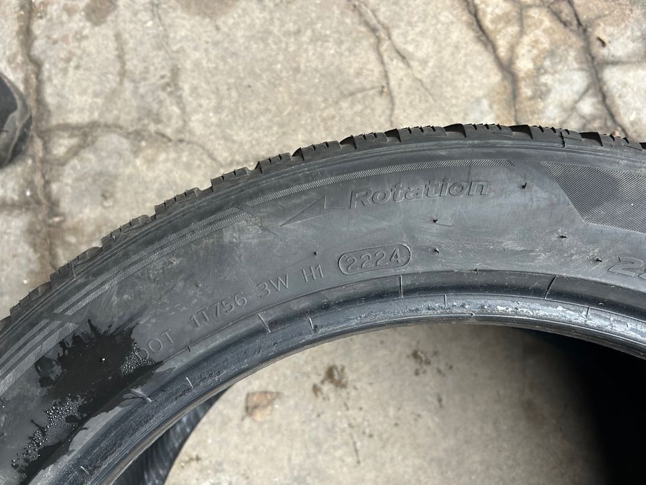 Hankook
Hankook Winter i*cept evo3  245/45 R19 22/24r