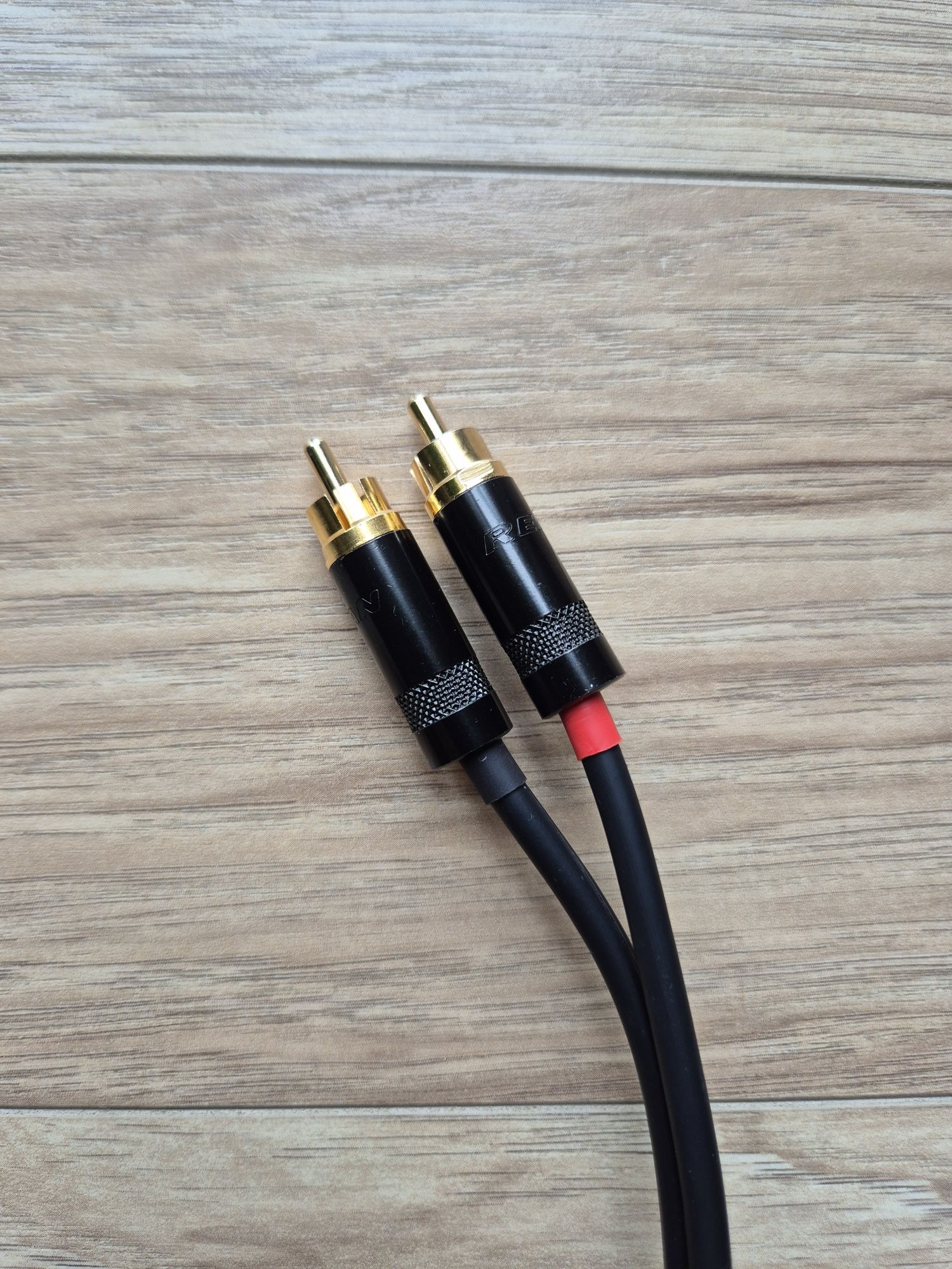 Kabel gramofonu RCA Chinch Mogami 120cm