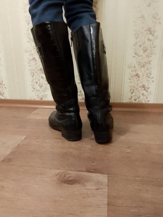 Кажаные зимние сапоги MIDA