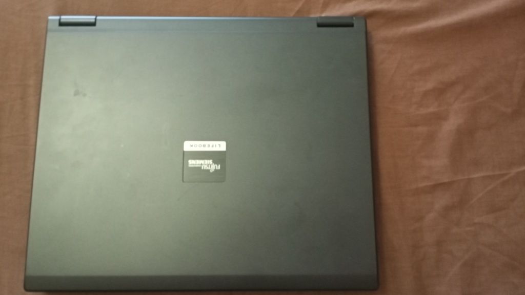ноутбук fujitsu siemens e8310