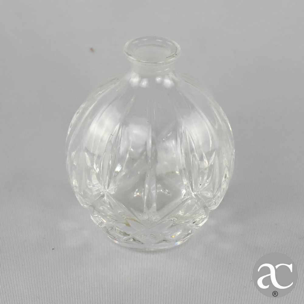 Frasco de perfume com rolha, em Cristal