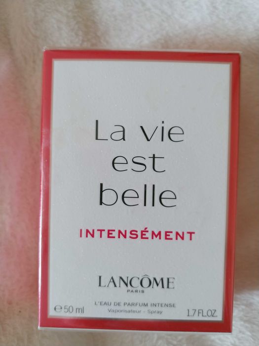 Парфумована вода La vie est belle Intensement 50мл Lancome