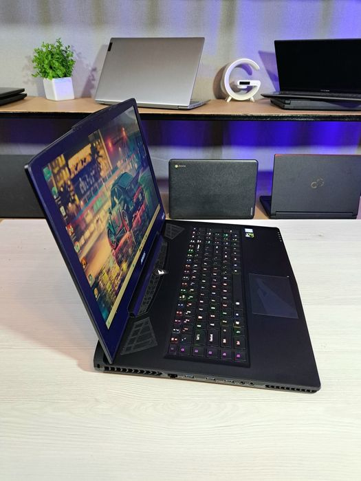 Ноутбук Gigabyte Aorus/i7-7820HQ/32 Gb/512 Gb/GeForce GTX 1070 8Gb