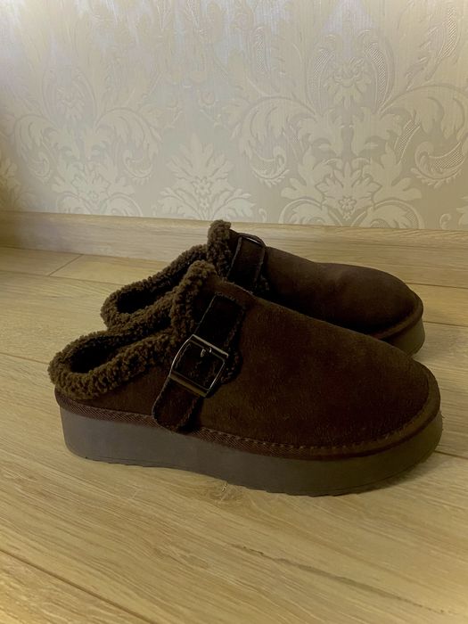 Угги коричневі короткі