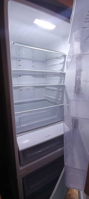Холодильник з морозильною камерою Samsung RL48RRCMG