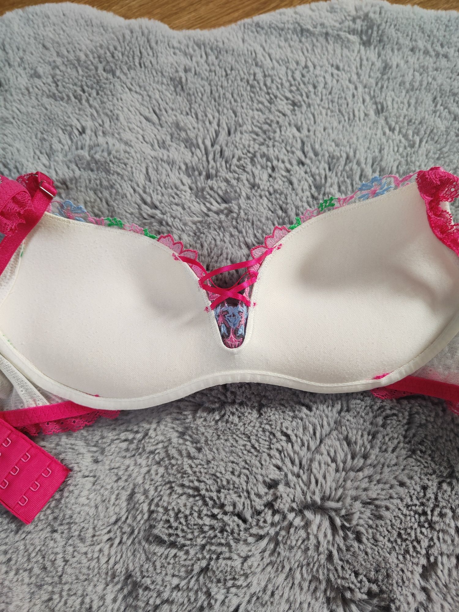 Biustonosz 75C Intimissimi