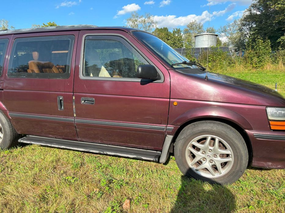 Sprzedam Chrysler Voyager 3.3 1992