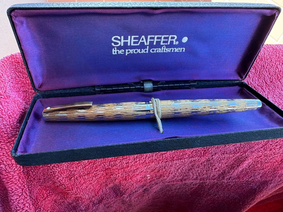 Caneta tinta permanente