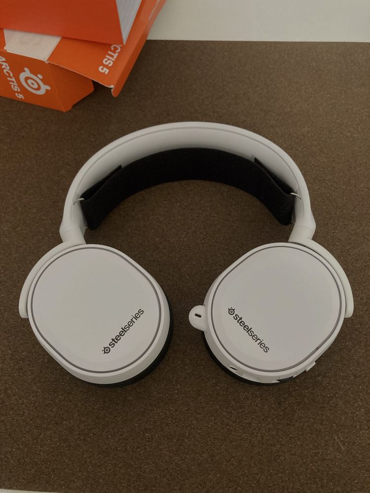 Навушники SteelSeries Arctis 5 2019 Edition White (SS61507) (0043)