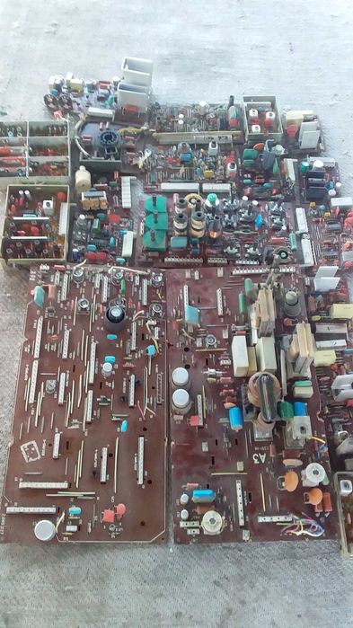 Плати Радіодеталі Електроніка