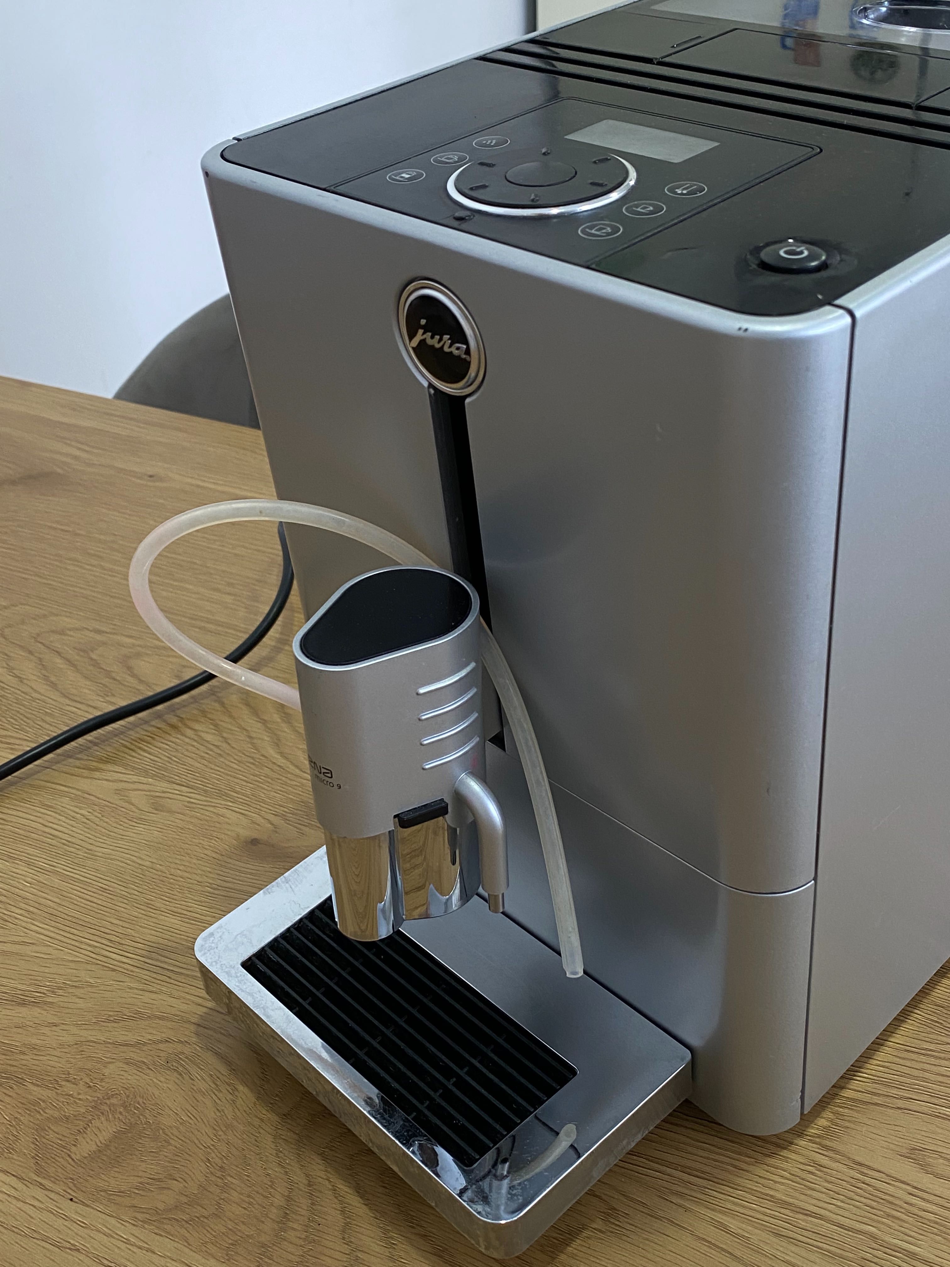 Кофемашина Jura ENA Micro 9 One Touch