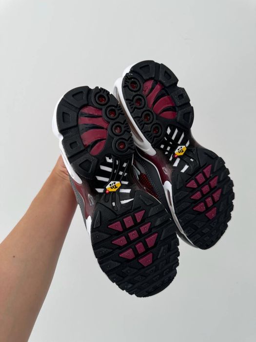 РОЗПРОДАЖ! Nike Air Max TN Plus Grey/Red 40 41 42 43 44 45 найк тнки