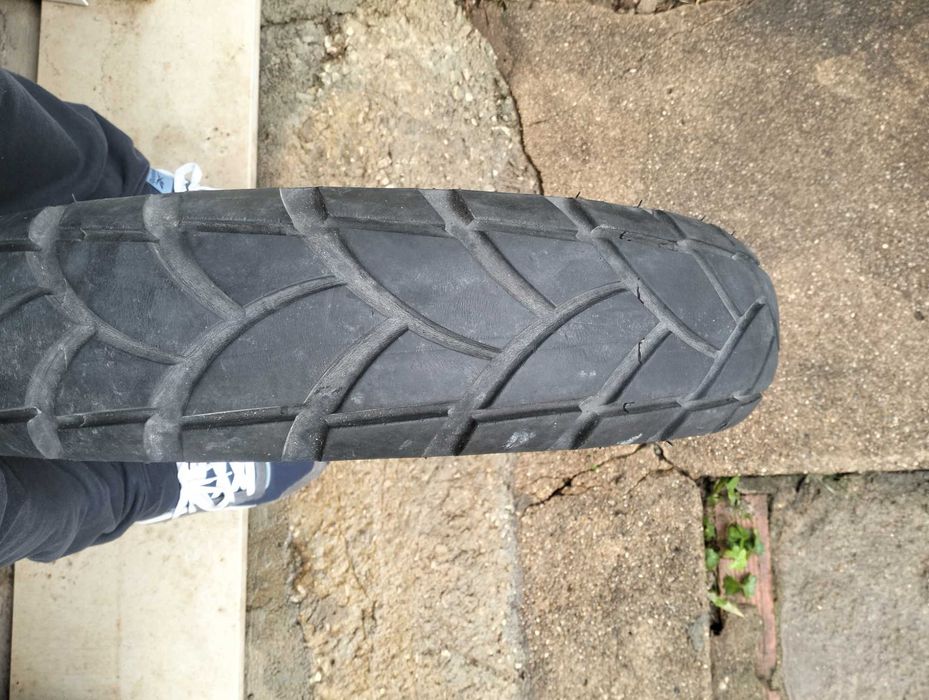 Pneu Michelin 130/80r17