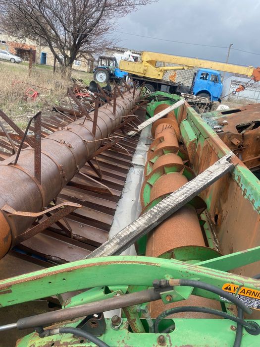 Продам жатку Джондир9600