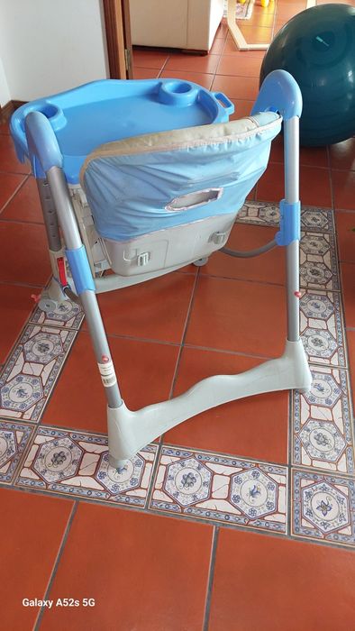 Cadeira de refeições